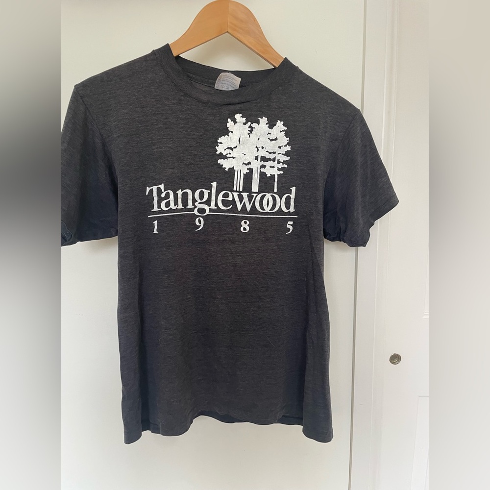 Super thin soft vintage Tanglewood 1985 tee size women “medium” no rips or flaws